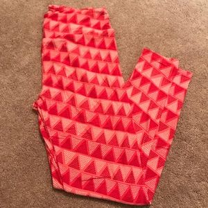 LuLaRoe TC valentines leggings